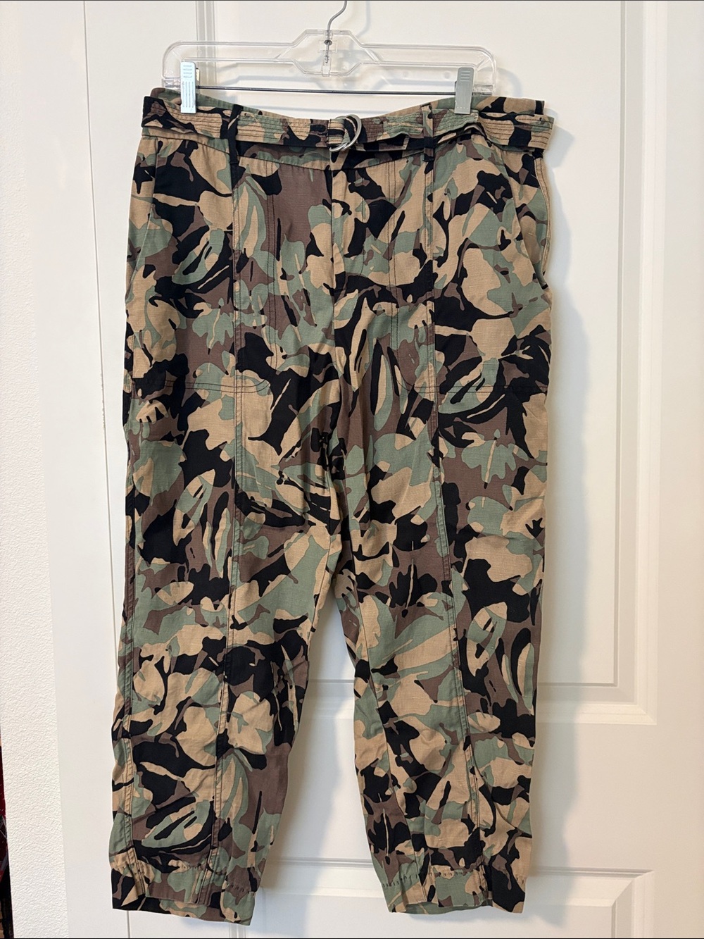 Chico's Women’s Camo Pants in Green and Tan